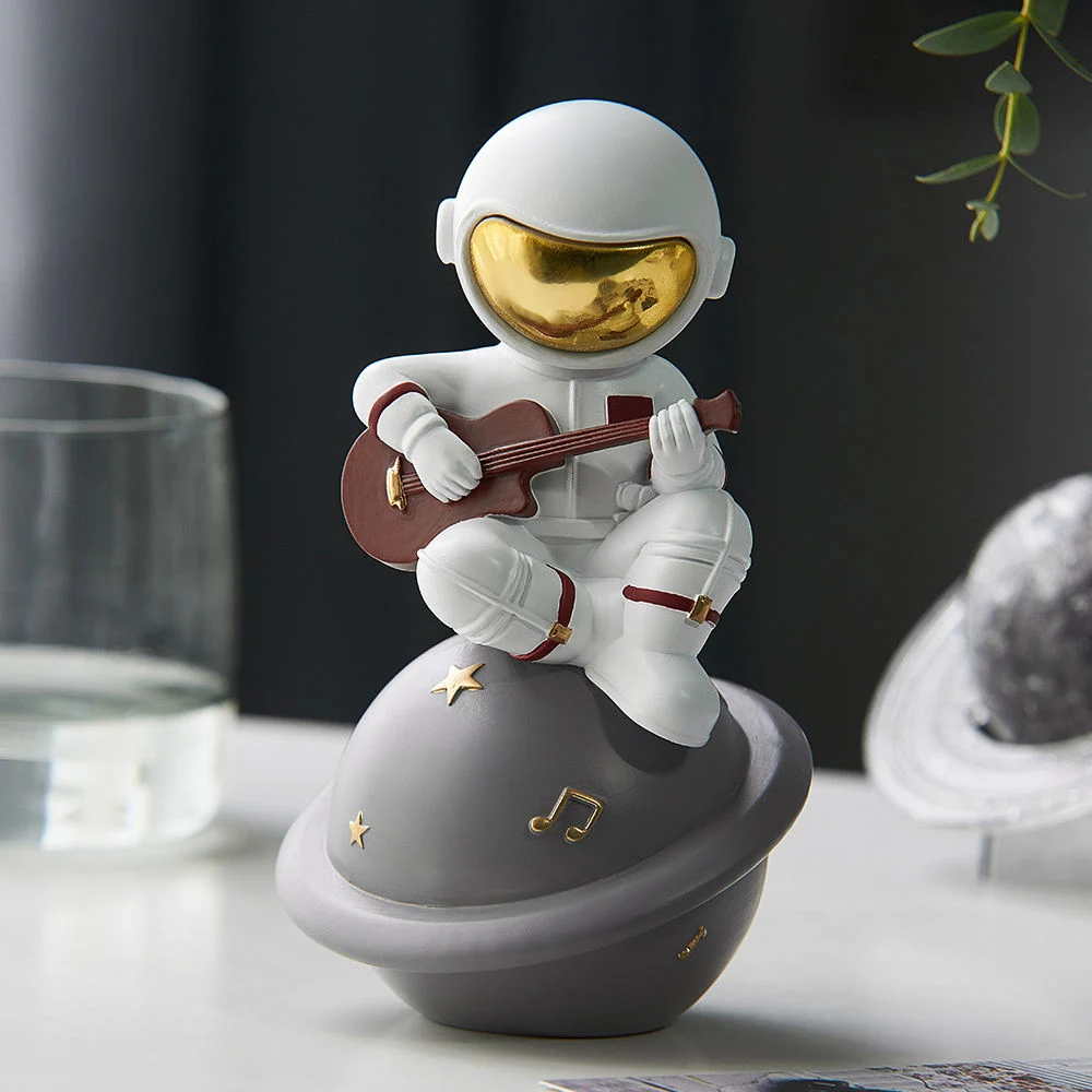 Modern Creative Office Desk Decoration Crafts Astronaut Statue Figurines Home Decor